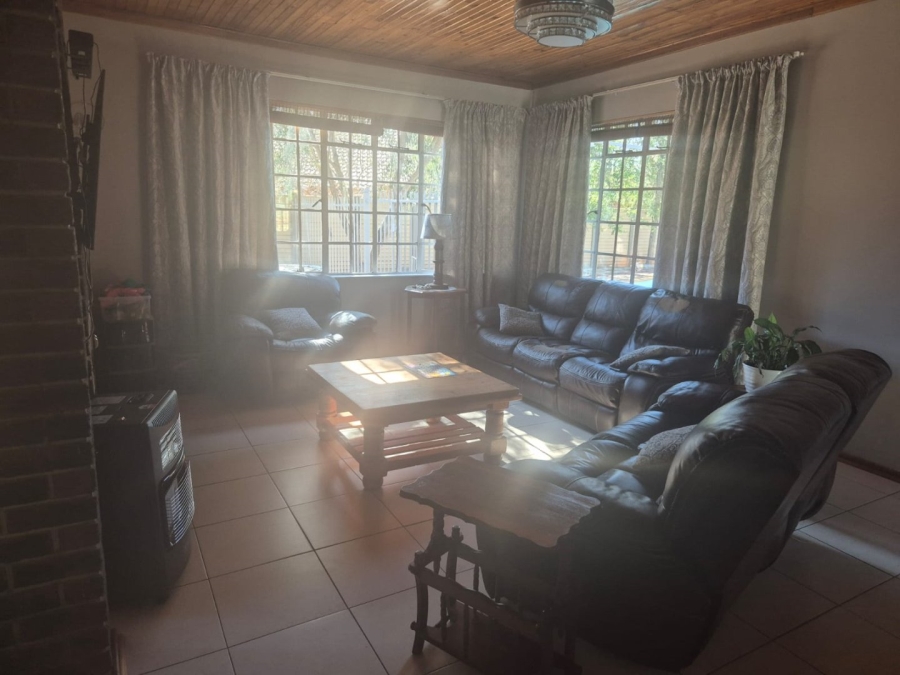 4 Bedroom Property for Sale in Fichardt Park Free State